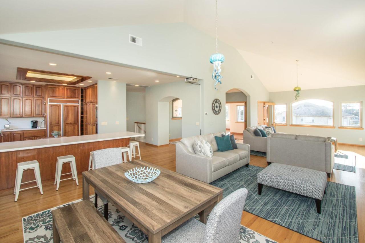 Miramar Beach Home Walk To Beach Trails Restaurants Family Activities Half Moon Bay Exterior photo